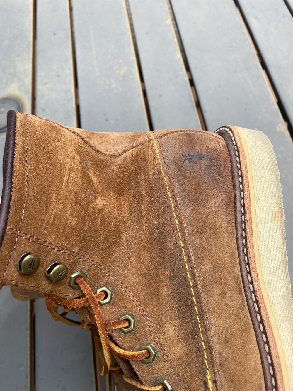 Frye women’s Tan Dakota Suede Moc Toe Lace-Up Boots. - Picture 6 of 13
